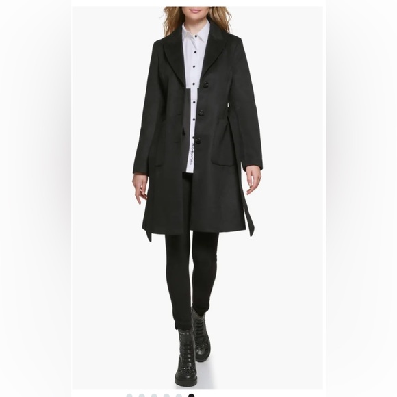 Nordstrom Belted Wool Blend Patch Pocket Coat
Karl Lagerfeld Paris size Medium